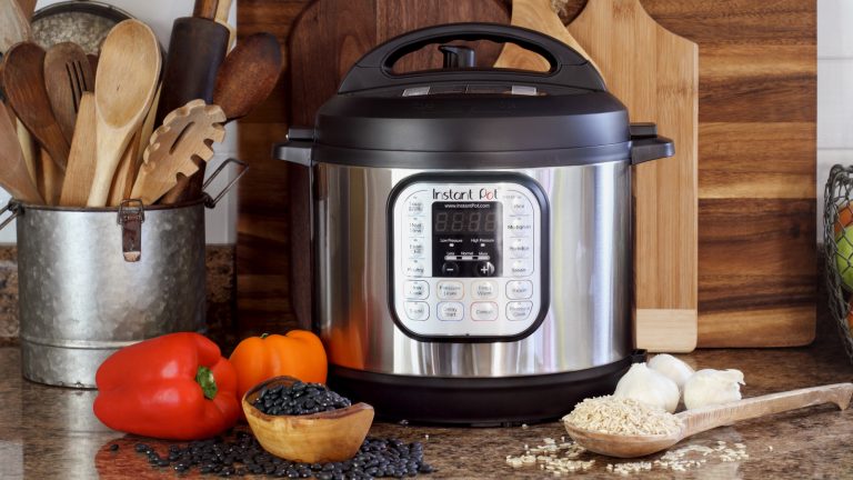 https://www.tastingtable.com/1498258/how-to-clean-tool-instant-pot/