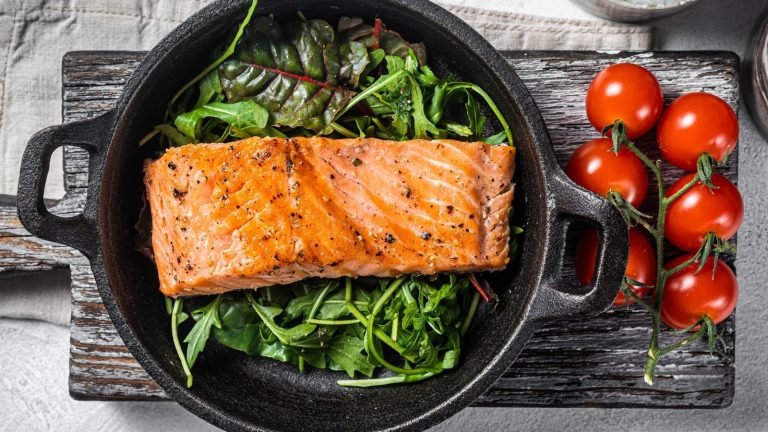 https://www.tastingtable.com/1528011/cold-skillet-salmon-fish-juicy/