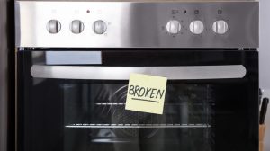 https://www.tastingtable.com/1488277/never-use-oven-with-broken-door/