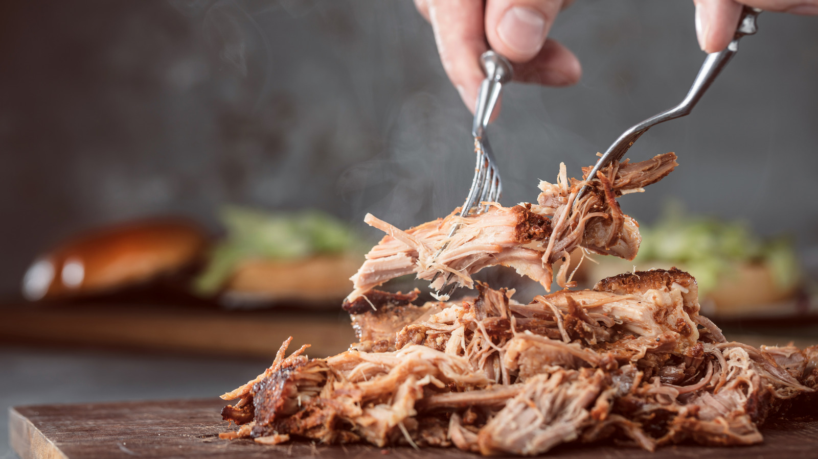 https://www.tastingtable.com/745885/heres-how-you-should-be-reheating-pulled-pork/