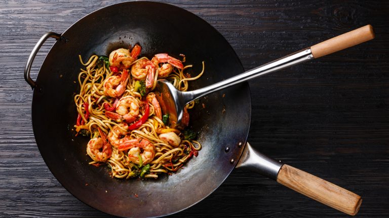 https://www.tastingtable.com/1531925/best-pan-substitute-stir-fry-no-wok/